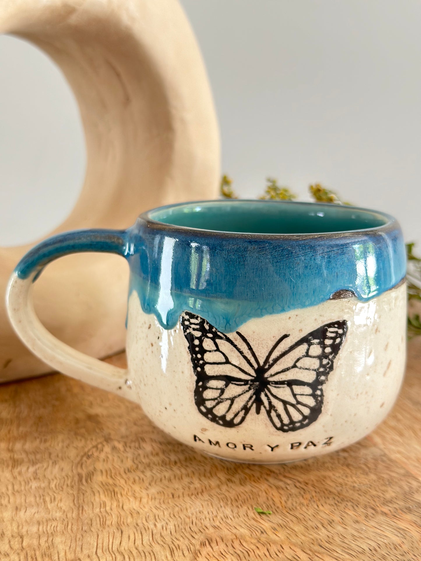 Handmade Amor y Paz Ceramic Mug